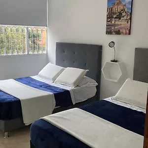 C Hotelera Rey.es Bogotá