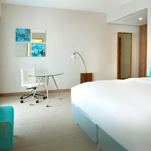 Courtyard By Marriott Arena Atlas אמסטרדם